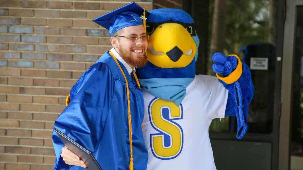 Seminole State celebrates more than 1,700 graduates at Fall 2024 Grad